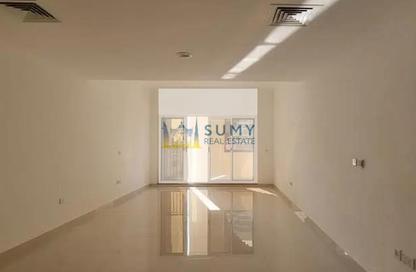Apartment - Studio - 1 for rent in Venetian - Canal Residence - Dubai Sports City - Dubai