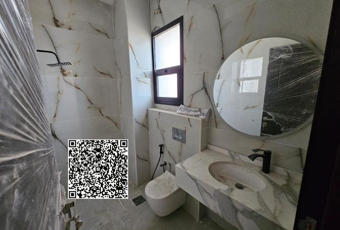 131543220 - Property Image 3