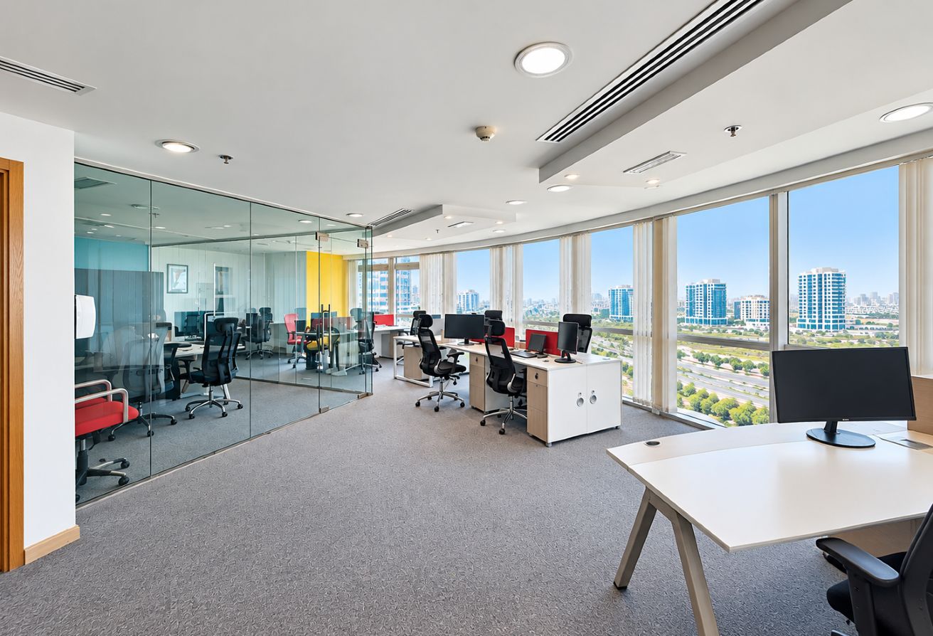 Studio office space in Fortune Executive, Jumeirah Lake Towers: 6
