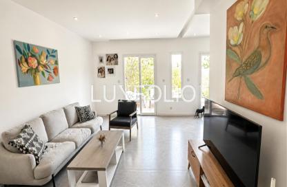 Villa - 2 Bedrooms - 3 Bathrooms for sale in Springs 15 - The Springs - Dubai