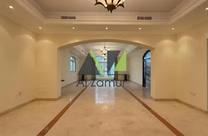 Villa - 5 Bedrooms - 5 Bathrooms for rent in Al Barsha 2 - Al Barsha - Dubai
