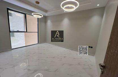 Apartment - 1 Bedroom - 3 Bathrooms for rent in Abna Saqer Building - Al Hamidiya 1 - Al Hamidiya - Ajman