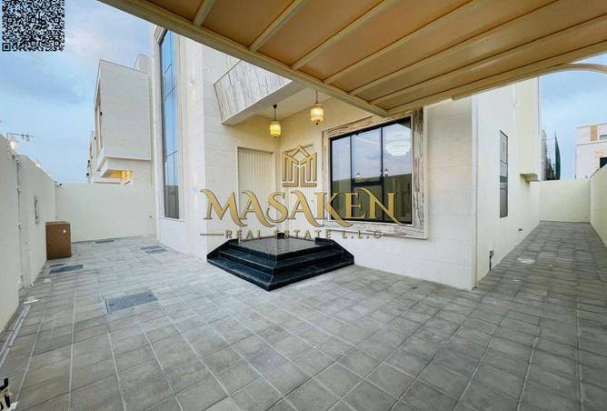 72307022 - Property Image 2