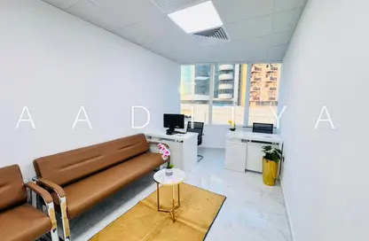 Office Space - Studio - 1 Bathroom for rent in Fatima Mohammad Ahmad Bin Suleiman Building - Al Raffa - Bur Dubai - Dubai