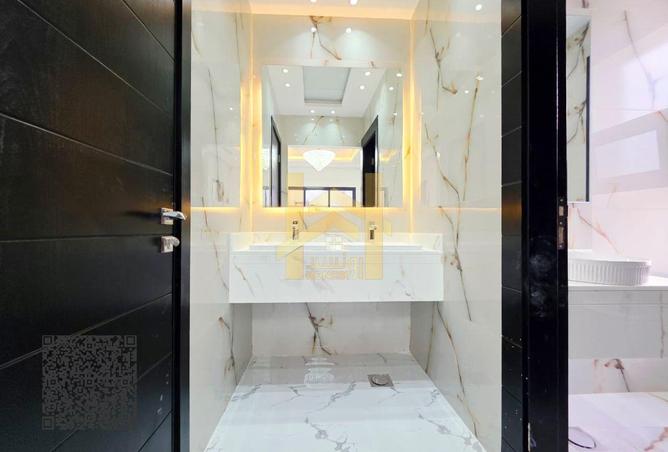 76569649 - Property Image 2