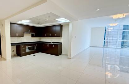 Apartment - 1 - 1 for rent in Duja Tower - Sheikh Zayed Road - Dubai