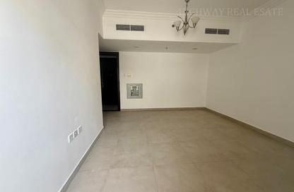 Apartment - 1 Bedroom - 2 Bathrooms for rent in Muwaileh 3 Building - Muwaileh - Sharjah