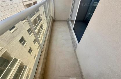 Apartment - 1 Bedroom - 2 Bathrooms for rent in Muwaileh 3 Building - Muwaileh - Sharjah