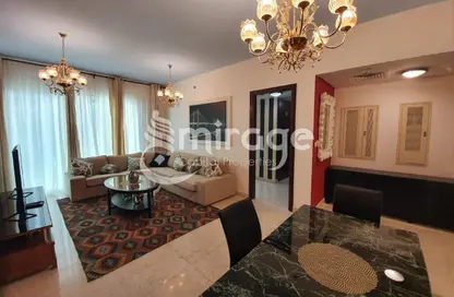 شقة - غرفة نوم - 2 حمامات للايجار في تلال المارينا - مارينا سكوير - جزيرة الريم - أبوظبي