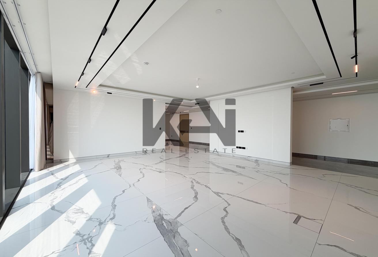 Luxurious 4BR+Maids | High Floor | Spacious Layout photo 25