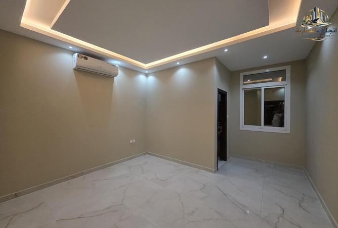 93568975 - Property Image 2