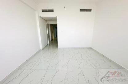 Apartment - 1 Bedroom - 2 Bathrooms for rent in Muwaileh 29 Building - Muwaileh - Sharjah