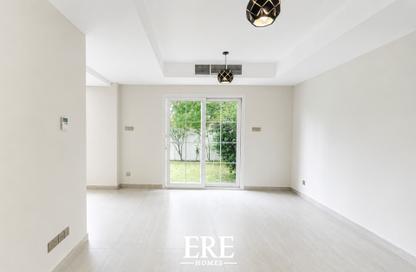 Villa - 2 Bedrooms - 2 Bathrooms for rent in Springs 8 - The Springs - Dubai