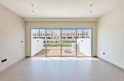 Townhouse - 5 - 6 for rent in Nice - Damac Lagoons - Dubai