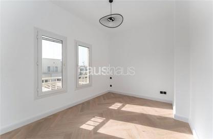 Villa - 2 Bedrooms - 3 Bathrooms for sale in Springs 8 - The Springs - Dubai