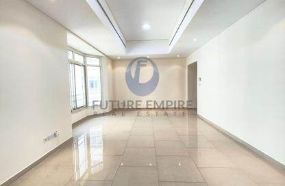 Apartment - 2 Bedrooms - 3 Bathrooms for rent in Al Mina - Bur Dubai - Dubai