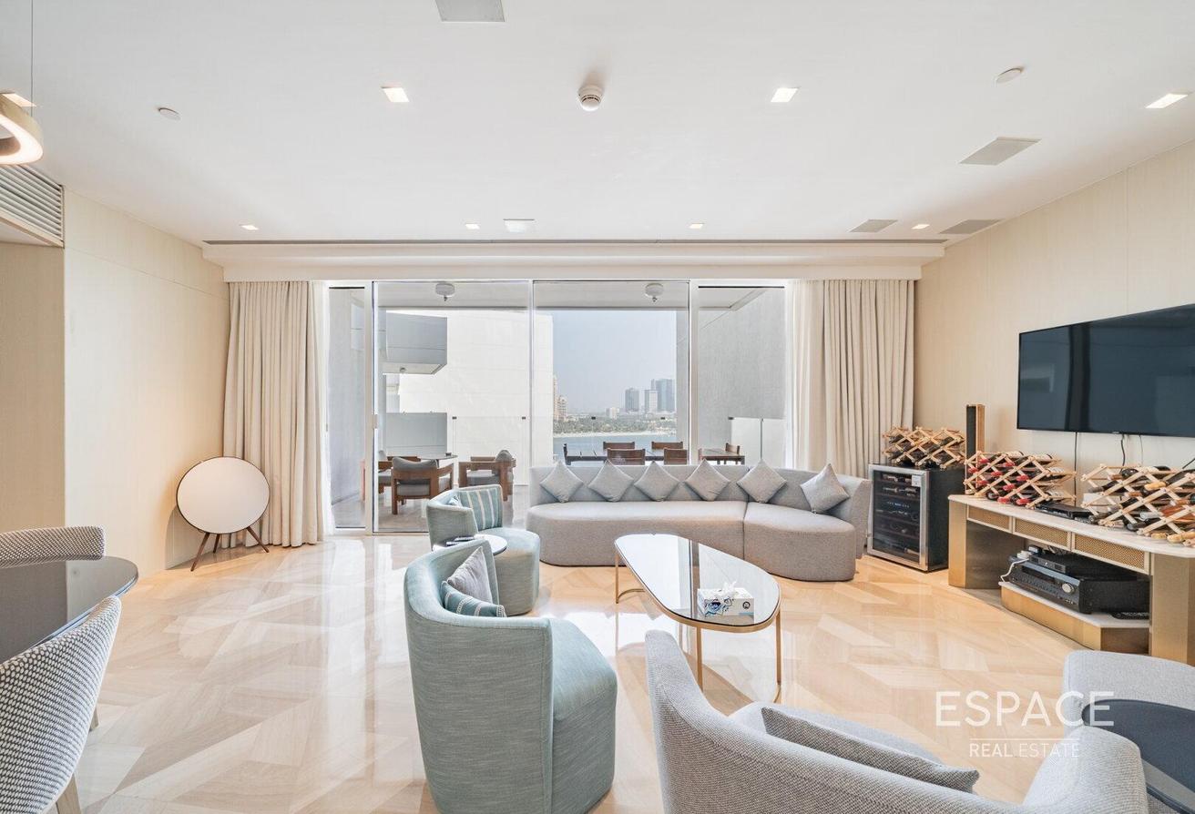 Sea View | Corner Unit | Private Beach photo 4