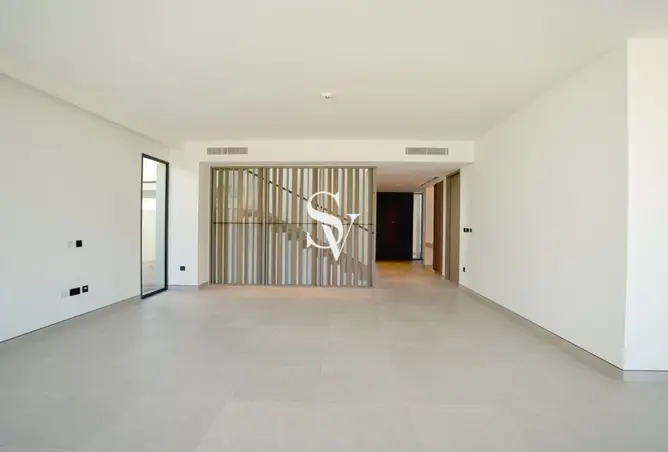 107299006 - Property Image 3