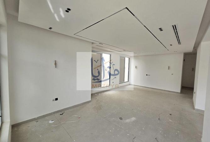112277105 - Property Image 3