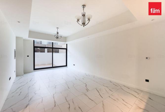 73848047 - Property Image 2