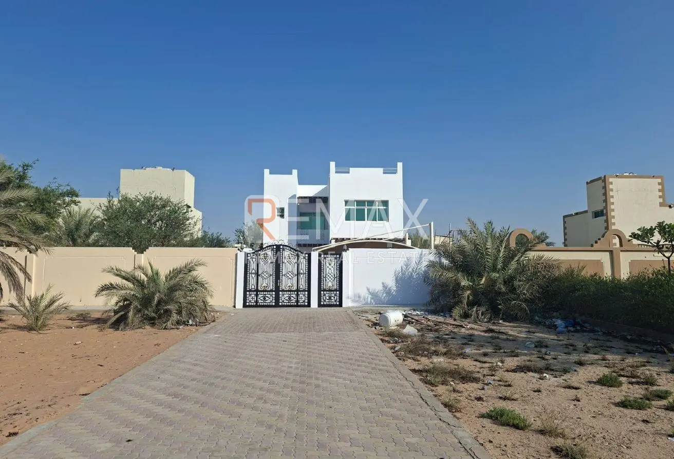 165044371 - Property Main Image