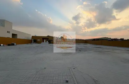 أرض - استوديو للايجار في الصجعة الصناعية - الصجعة - الشارقة