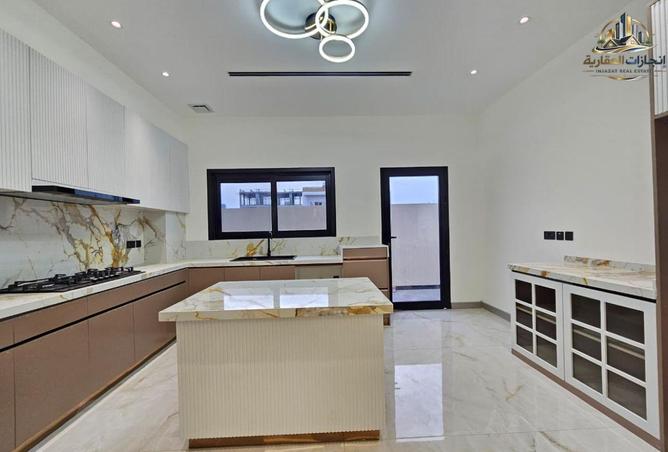 74648383 - Property Image 3