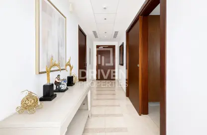 Apartment - 2 Bedrooms - 3 Bathrooms for rent in Standpoint Tower 2 - Standpoint Towers - Downtown Dubai - Dubai