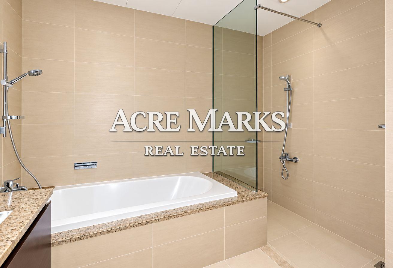 Balcony | Sea View | Prime Location | Vacant photo 11