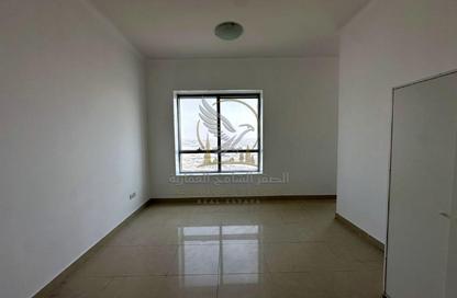 Apartment - 1 - 2 for rent in Al Majaz 2 - Al Majaz - Sharjah Apartment - 1 - 2 for rent in Al Majaz 2 - Al Majaz - Sharjah