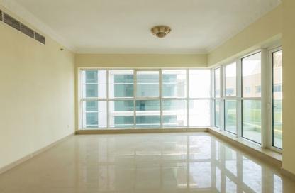 Apartment - 2 - 3 for rent in Al Majaz 1 - Al Majaz - Sharjah Apartment - 2 - 3 for rent in Al Majaz 1 - Al Majaz - Sharjah