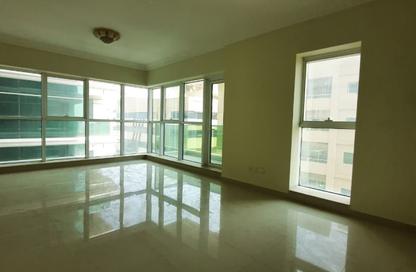 Apartment - 2 - 3 for rent in Al Majaz 1 - Al Majaz - Sharjah