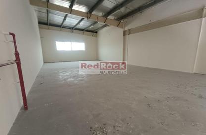 Warehouse - Studio - 4 Bathrooms for rent in Al Quoz Industrial Area 1 - Al Quoz Industrial Area - Al Quoz - Dubai