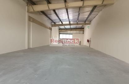 Warehouse - Studio - 4 Bathrooms for rent in Al Quoz Industrial Area 1 - Al Quoz Industrial Area - Al Quoz - Dubai