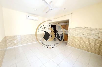 Apartment - Studio - 1 for rent in Muwaileh 29 Building - Muwaileh - Sharjah