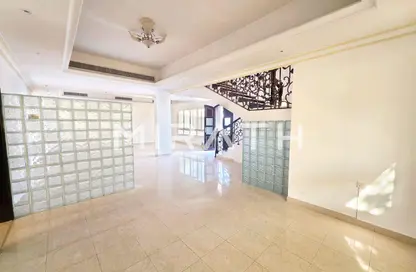Villa - 4 Bedrooms - 4 Bathrooms for rent in Jumeirah 3 Villas - Jumeirah 3 - Jumeirah - Dubai