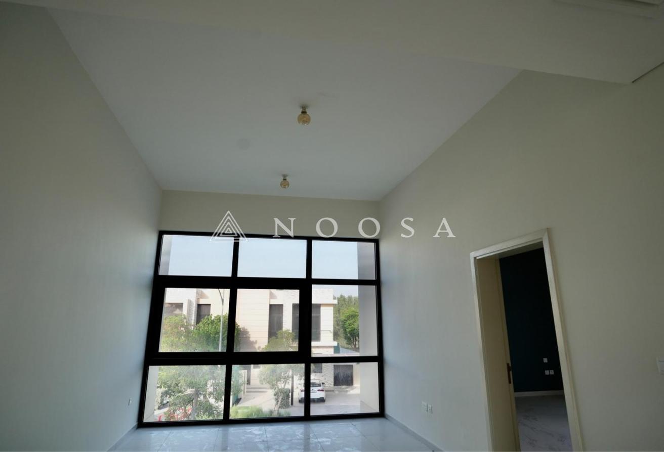 Spacious | Stand Alone Villa | Private Garden photo 11