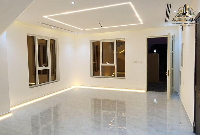 137884343 - Property Image 2