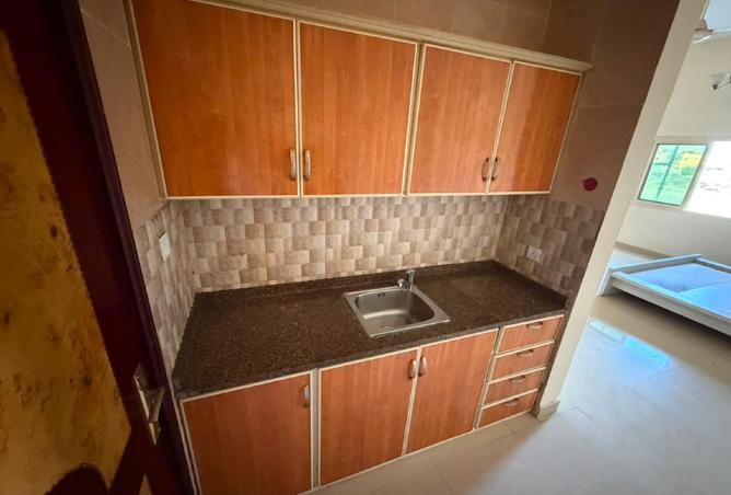 121984413 - Property Image 3