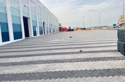 مستودع - استوديو - 1 حمام للايجار في أم الثعوب - أم القيوين