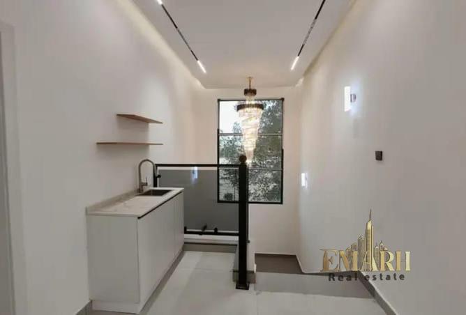 98719636 - Property Image 3