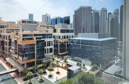 Office Space - Studio - 1 Bathroom for rent in Bay Square Building 13 - Bay Square - Business Bay - Dubai