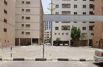 أرض - استوديو للبيع في بناية أبو شغارة - أبو شغارة - الشارقة