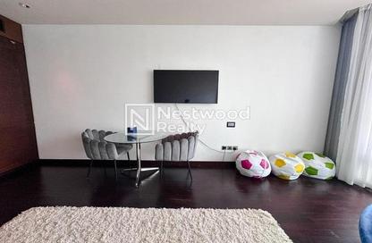 Apartment - Studio - 1 Bathroom for rent in Burj Khalifa - Burj Khalifa Area - Downtown Dubai - Dubai