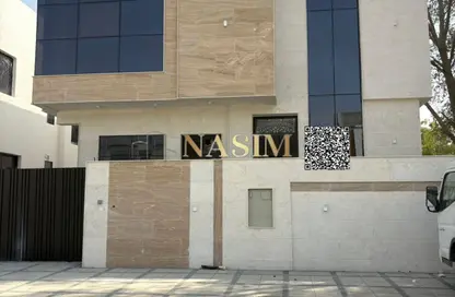 Villa - 4 Bedrooms - 5 Bathrooms for sale in Al Helio 2 - Al Helio - Ajman