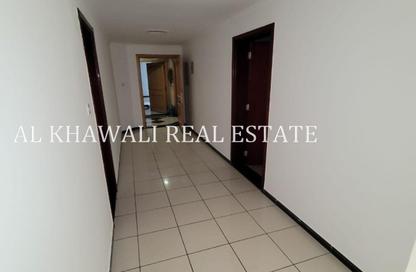 Apartment - 2 Bedrooms - 2 Bathrooms for rent in Al Fardan Centre - Al Majaz 3 - Al Majaz - Sharjah