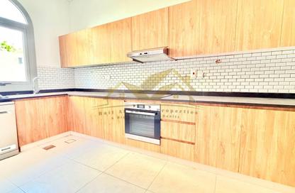 Villa - 4 Bedrooms - 6 Bathrooms for rent in Al Garhoud - Dubai