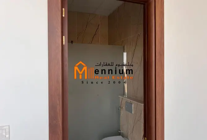 142822804 - Property Image 3