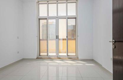 Apartment - 3 Bedrooms - 3 Bathrooms for rent in Spanish Andalusian - Canal Residence - Dubai Sports City - Dubai