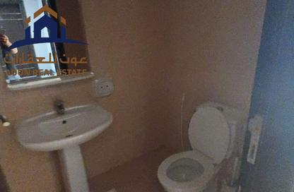 Apartment - 2 Bedrooms - 3 Bathrooms for rent in New Al Taawun Road - Al Taawun - Sharjah